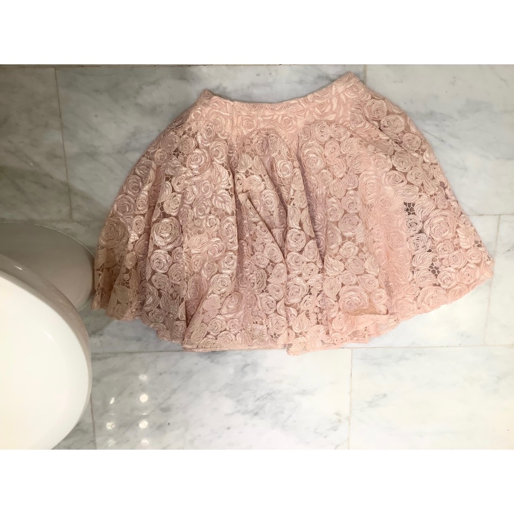 🌹SOLD🌹Marchesa Voyage Pink Lace Circle Skirt (Worn once),  Women’s 6, fits 4.